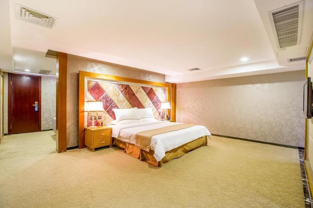 ジョンシャン ルイ ホテル 中山市 エクステリア 写真